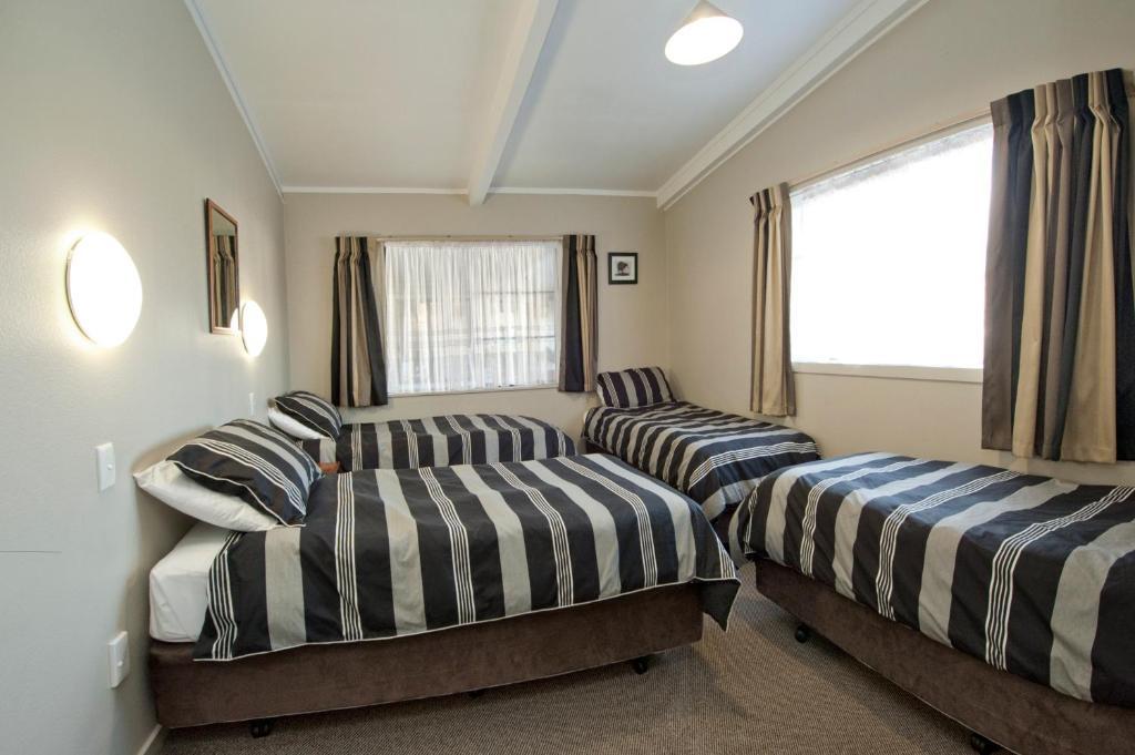 Sport Of Kings Motel Rotorua Habitación foto